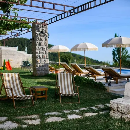 Charming Vineyard Villa